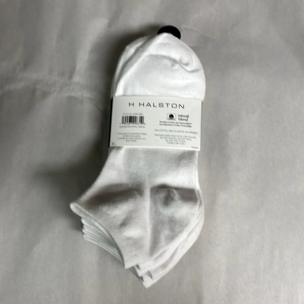 New H Halston Socks Women’s 6 Pair Tan & White Soft Quarters Casual Activewear - Picture 4 of 14
